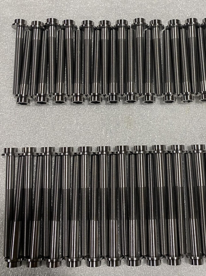 Audi 4.2L V8 Camshaft Bolts